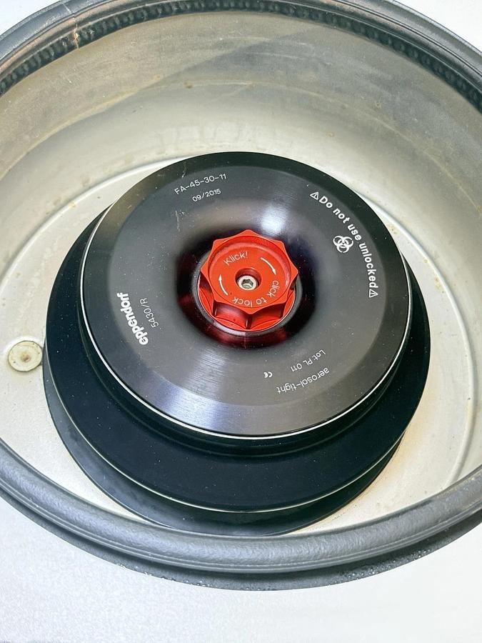 Used Eppendorf 5430R Refrigerated Centrifuge w/ F 45-30-11 Rotor