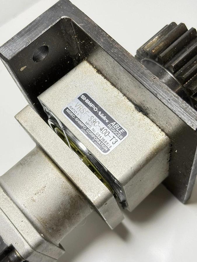 Used Mitsubishi Electric - HC-MFS43B AC Servo Motor + VRSF-S9C-400-T3 Able Reducer