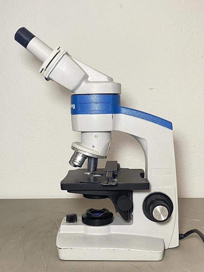 Used Reichert-Jung Series 150 Binocular Upright Laboratory Microscope