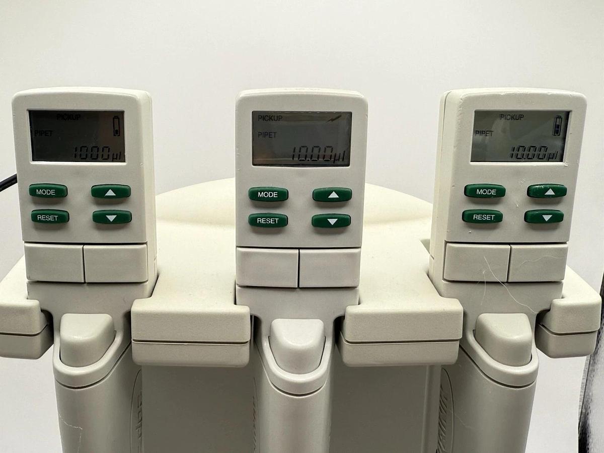 Used Rainin EDP3 Plus Pipettes 1-10 uL with Charging Stand E3 Rapid Charge USA