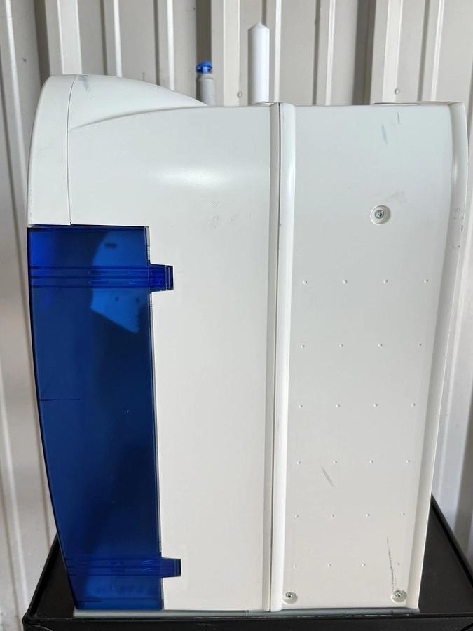 Used Millipore Milli-Q Advantage A10 Water Purification System Z00Q0V0T0 w/ Q-Pod