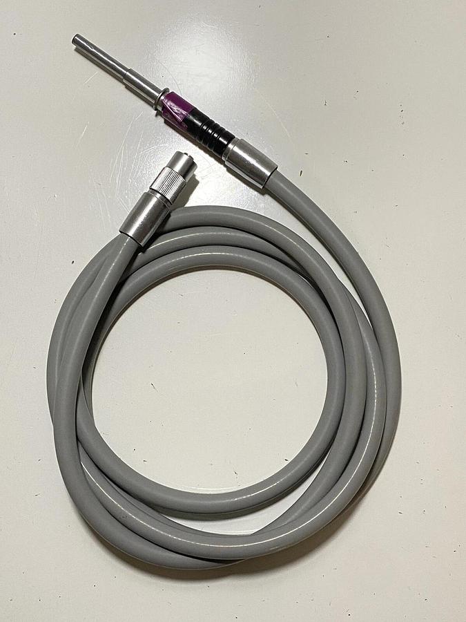 Used KARL STORZ Endoskope Germany - 495NB LIGHT CABLE