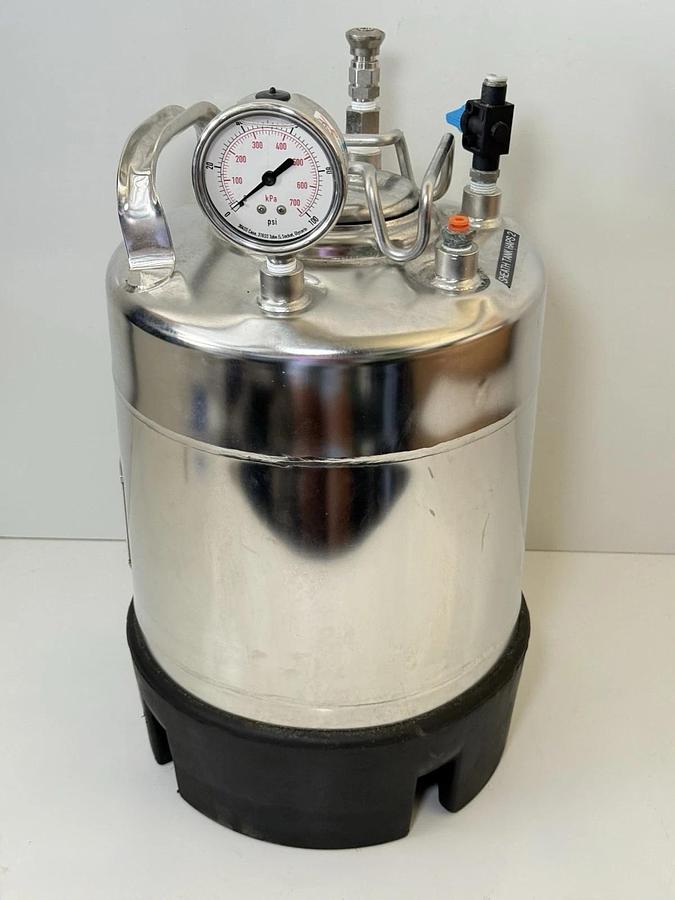 Used UM Apache Stainless Equipment Corp Pressure Vessel Tank (MDMT -20 F at 165PSI)