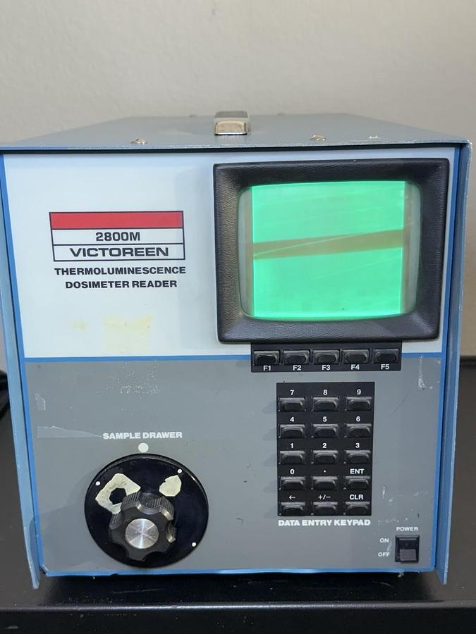 Used VICTOREEN 2800M Thermoluminescence Dosimeter Reader