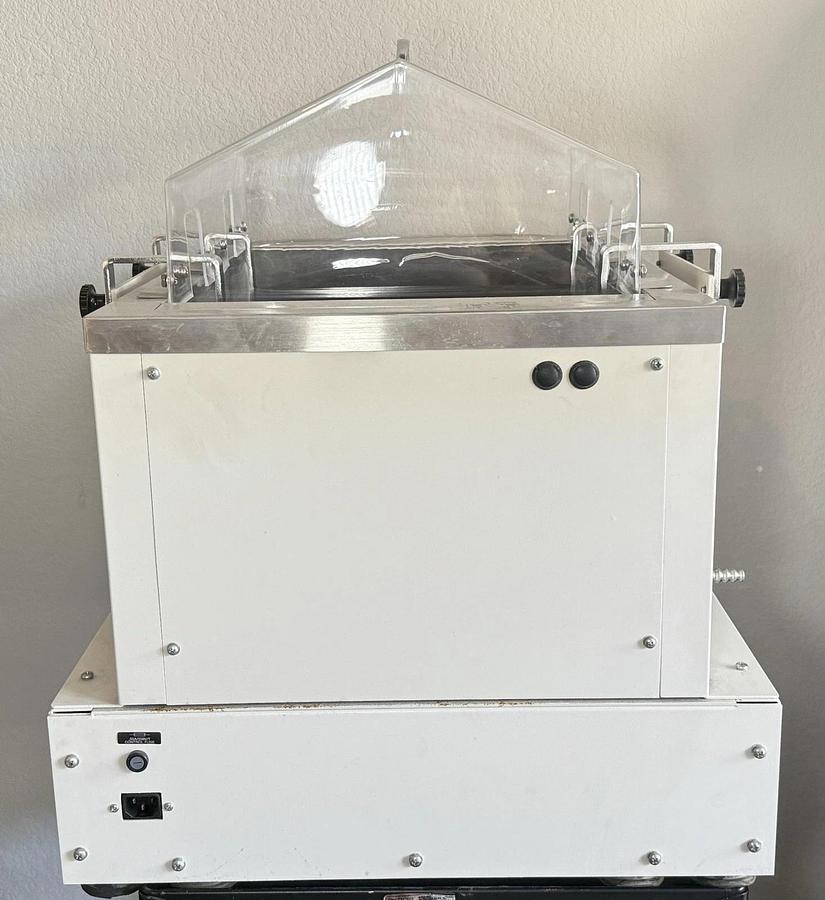 Used New Brunswick Scientific Classic Series C76 High-Temperature Water Bath Shaker