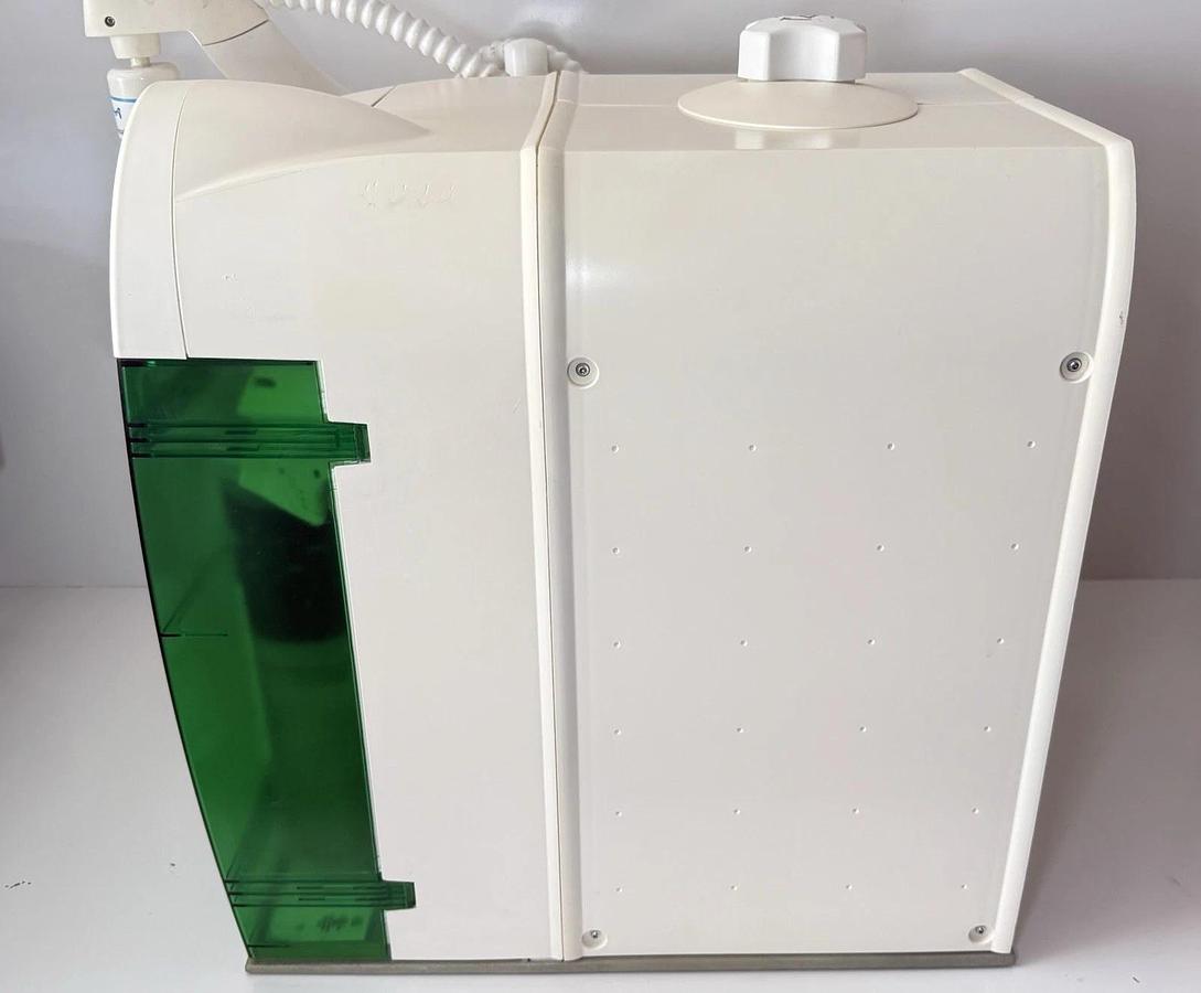 Used Millipore Milli-Q Direct 8 Water Purification System ZROQ00800