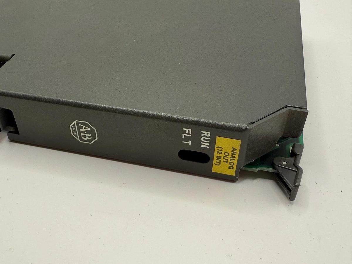 Used Allen-Bradley 1771-OFE1 Analog Output Module (12 Bit Voltage Outputs)