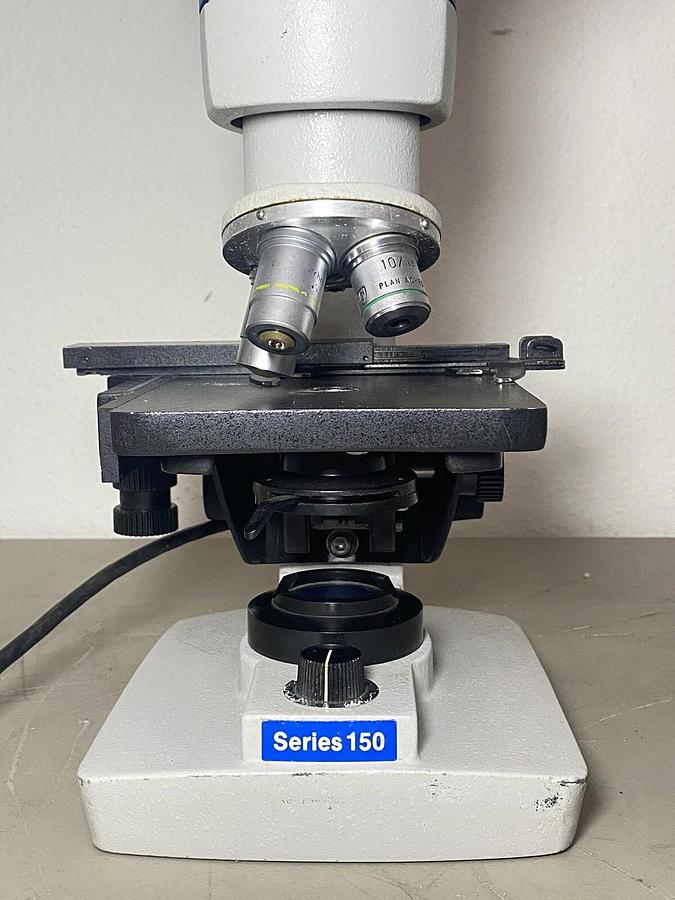 Used Reichert-Jung Series 150 Binocular Upright Laboratory Microscope