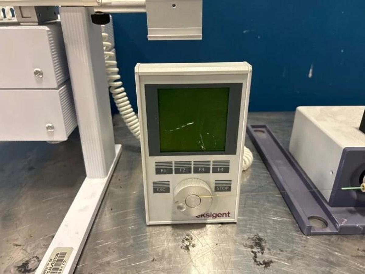Used Eksigent Technologies - CTC ANALYTICS HTC PAL AUTOSAMPLER