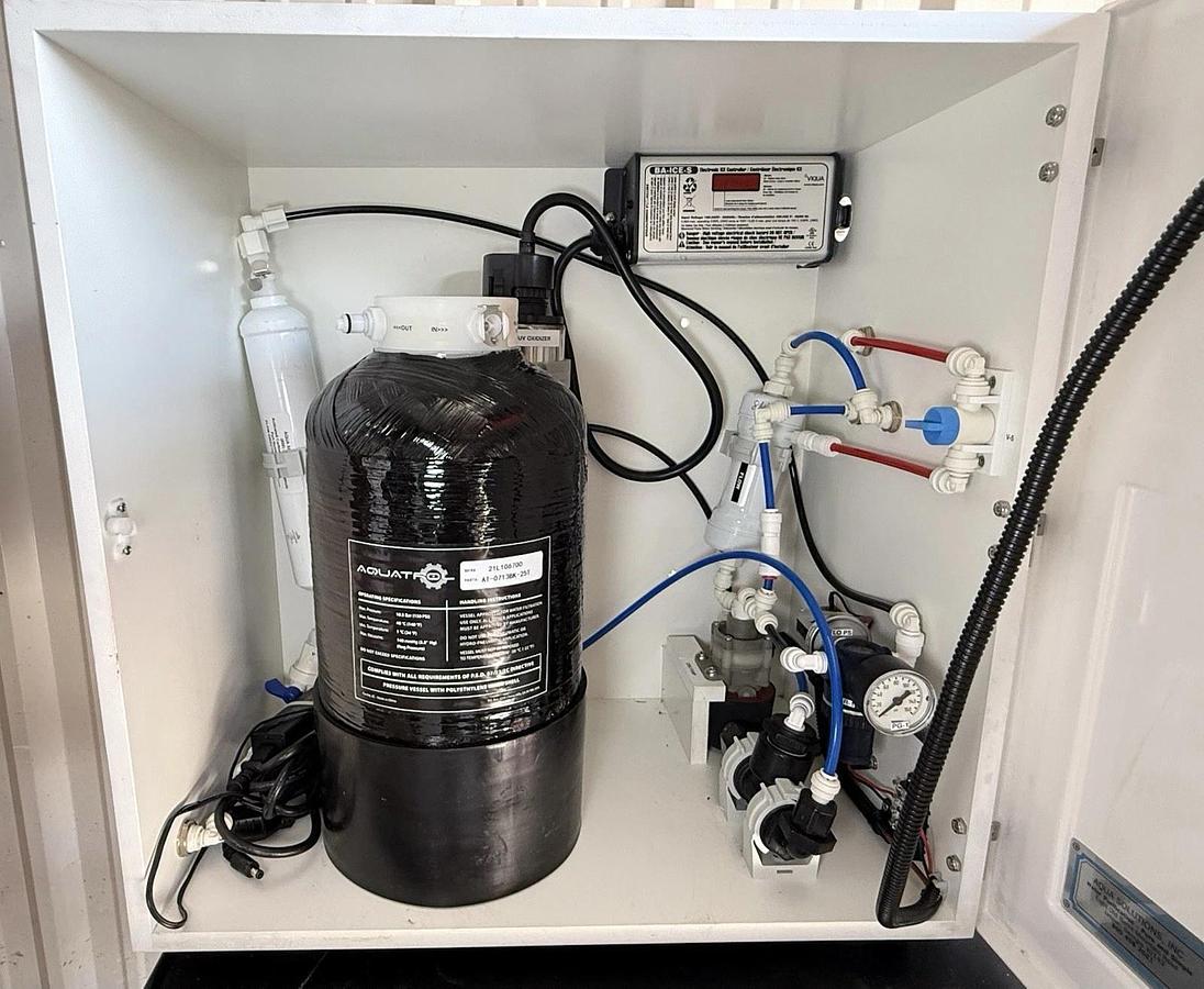 Used Aqua Solutions - Water Purification System Laboratory Aquatrol