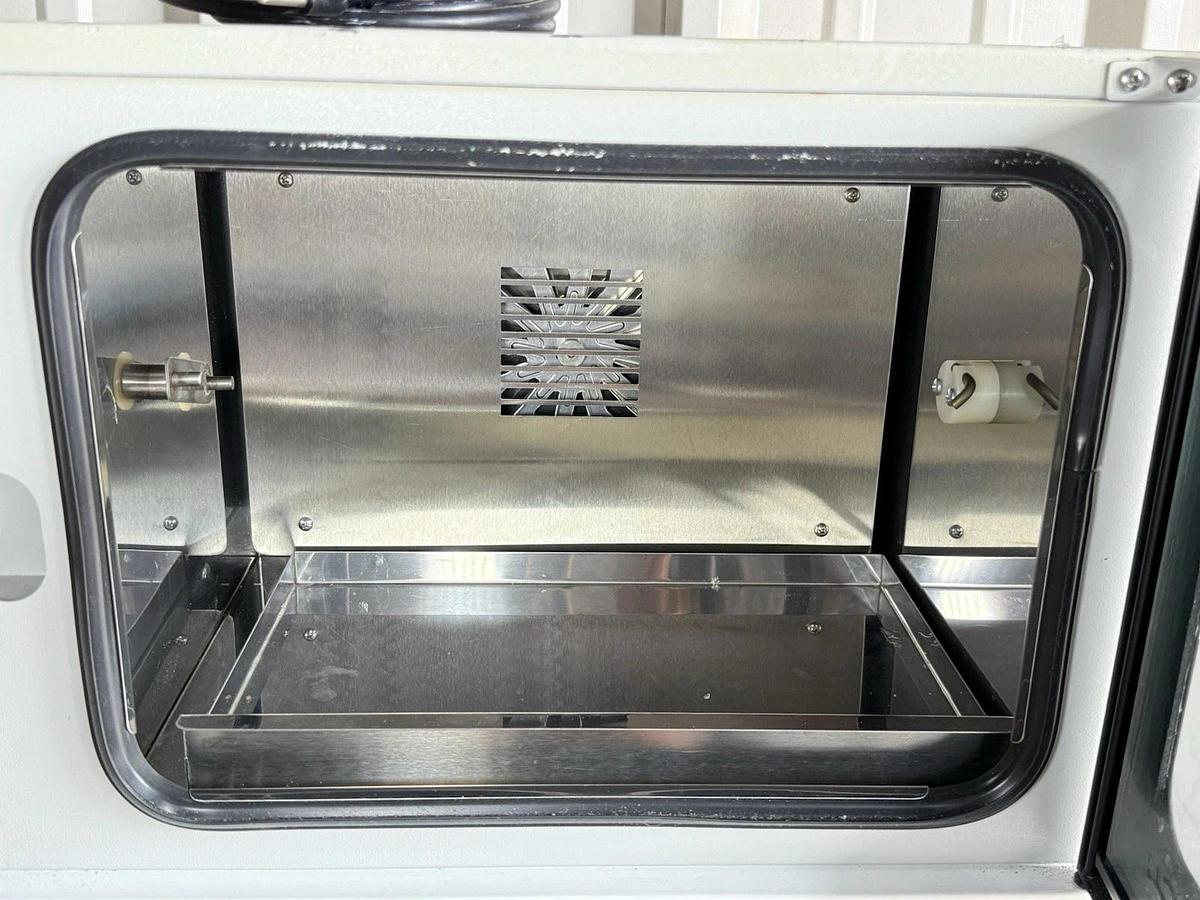 Used LABNET Hybaid Instruments - Mini Oven Model: H9360