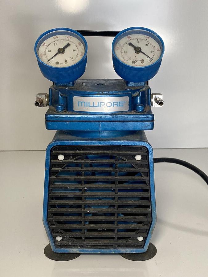 Used Millipore Vacuum Pump Model XX5500000 115V 4.0A 60hz