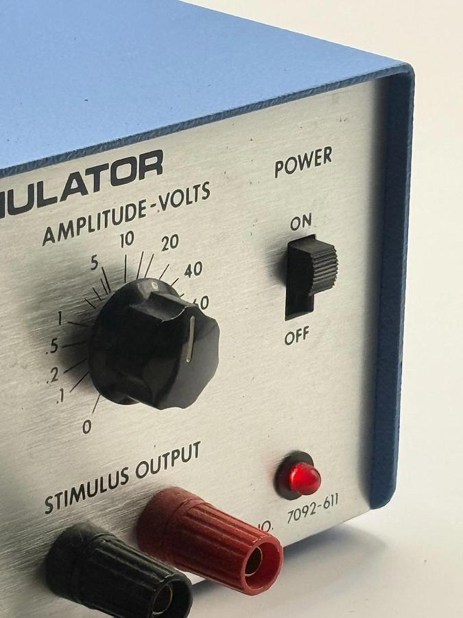 Used Phipps & Bird Isolated Square Wave Stimulator by Intelitool Inc. Model: 7092-611