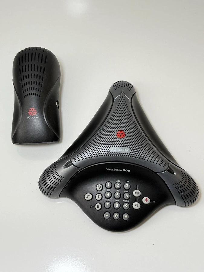 Used Polycom Voice Station 300 Conference Phone w/ Accessories