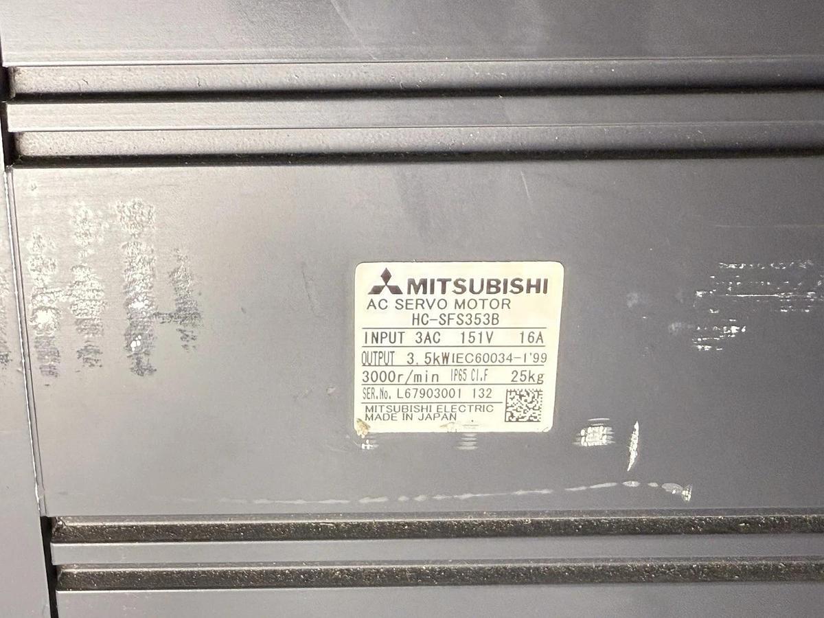 Mitsubishi HC-SFS353B AC Servo Motor – New Open Box – 3.5kW, 3000 RPM