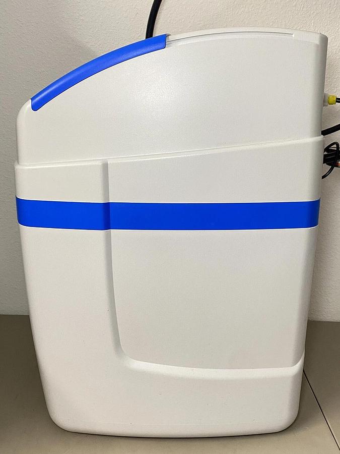 Used Millipore SL1B 06K1 Water Softener Filter System + Pentair Fleck SXT Controller