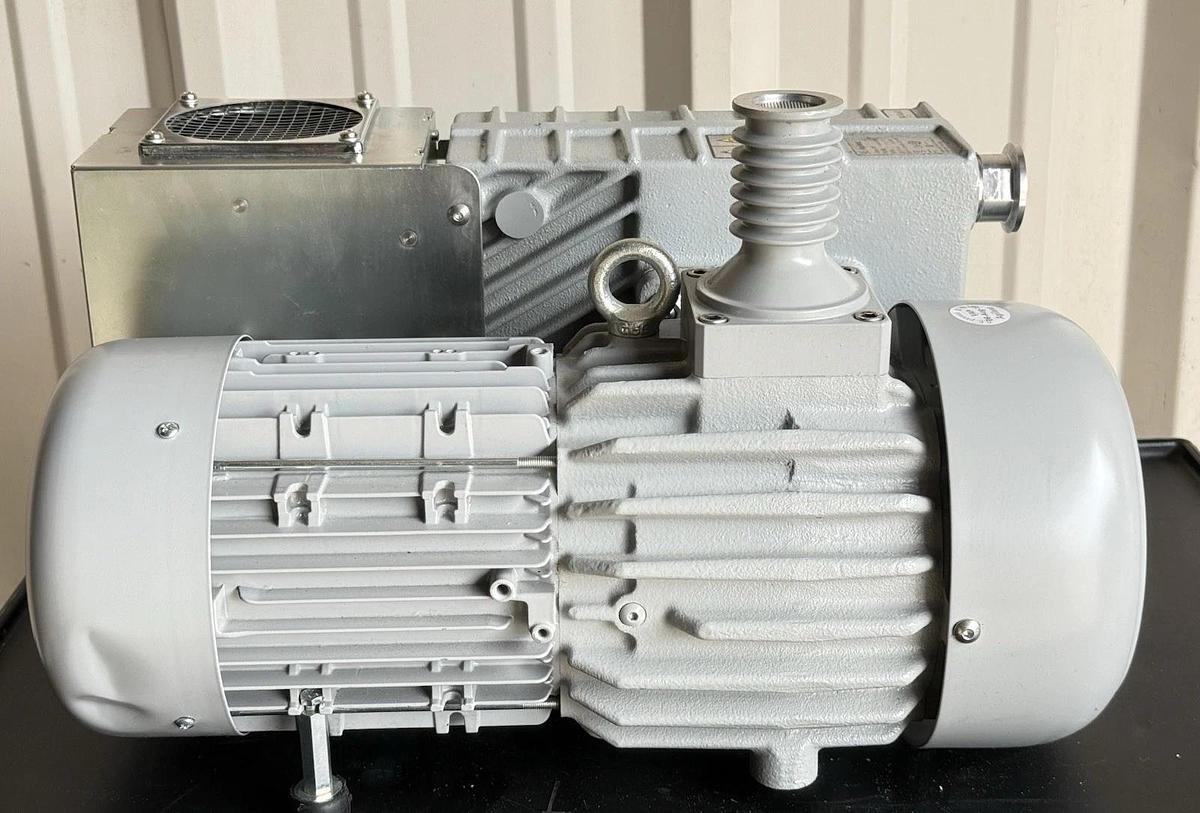 Used Agilent Technologies MS40+ RVP Rotary Vane Pump G1960-80040