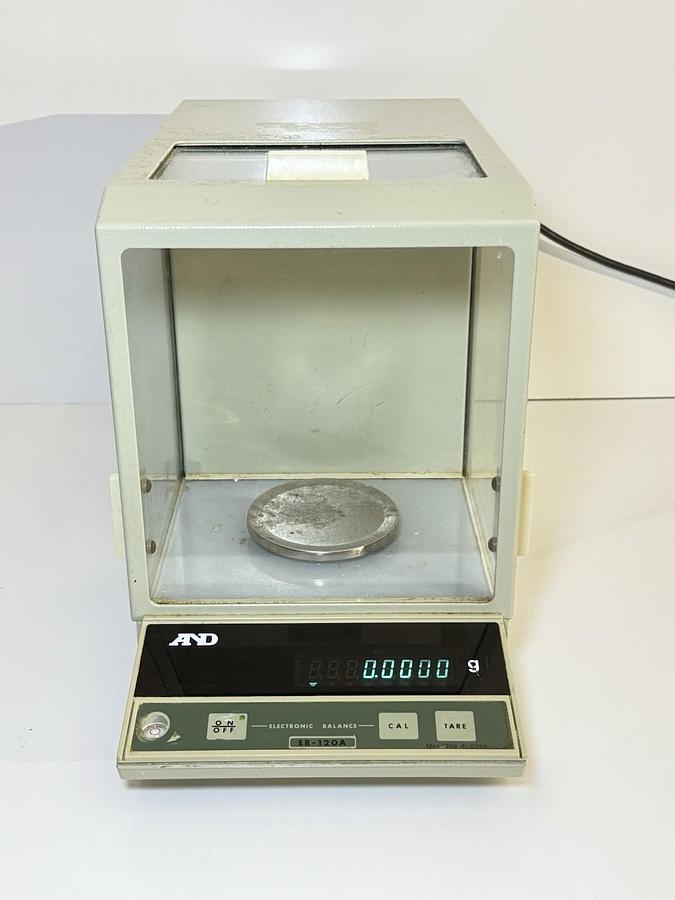 Used A&D Company  ER-120A   Electronic Balance Analytical Balance  max 120 gr d-0.1mg