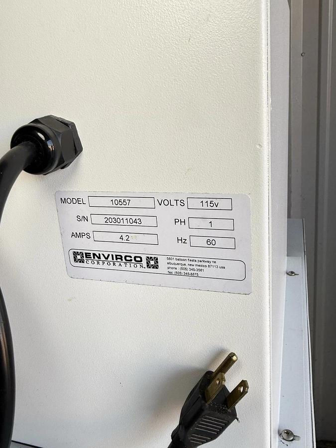 Used ENVIRCO Corporation Clean WorkStation BioHood Safety Tabletop Hood Model 10557