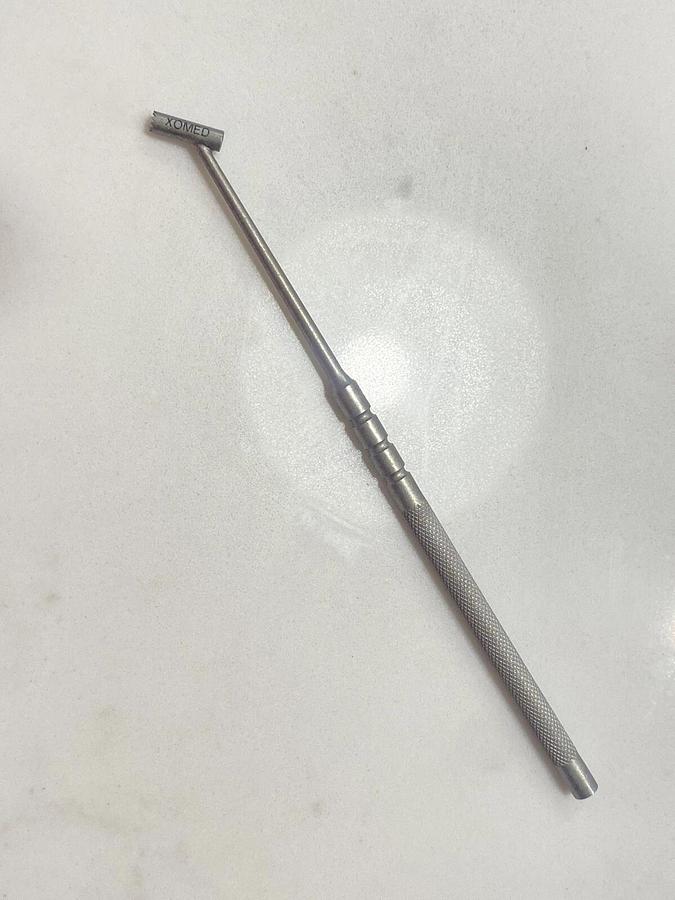 Used Medtronic Xomed - Stainless Steel Instruments (5pcs) 18-92001, 18-82900 W/ Case