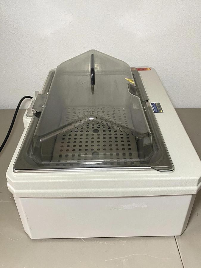 Used Fisher Scientific Isotemp 2231 Water Bath