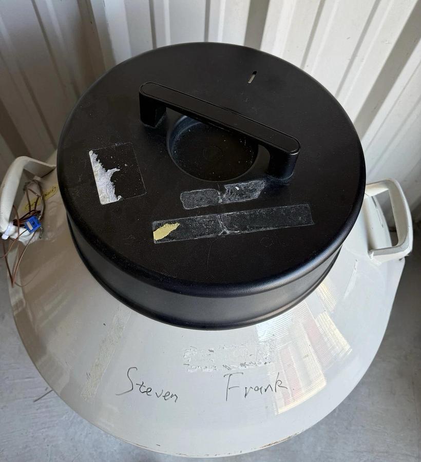 Used MVE CryoSystem 6000 Liquid Nitrogen Storage Tank – 175L LN2 Dewar – Holds 6000 V