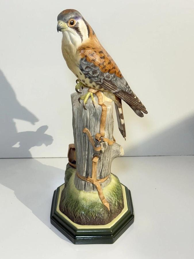 Used Boehm Limited Edition Porcelain Figurines - Pair of Kestrels Falco sparverius