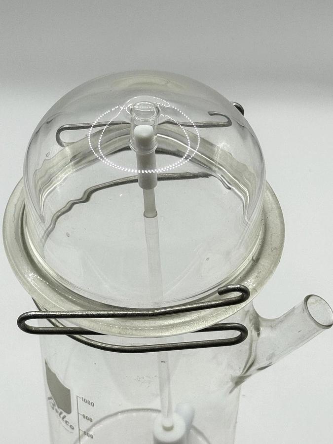 Used Bellco 1000mL Large Pyrex Glass Spinner Flask with a magnetic spinner 2958517