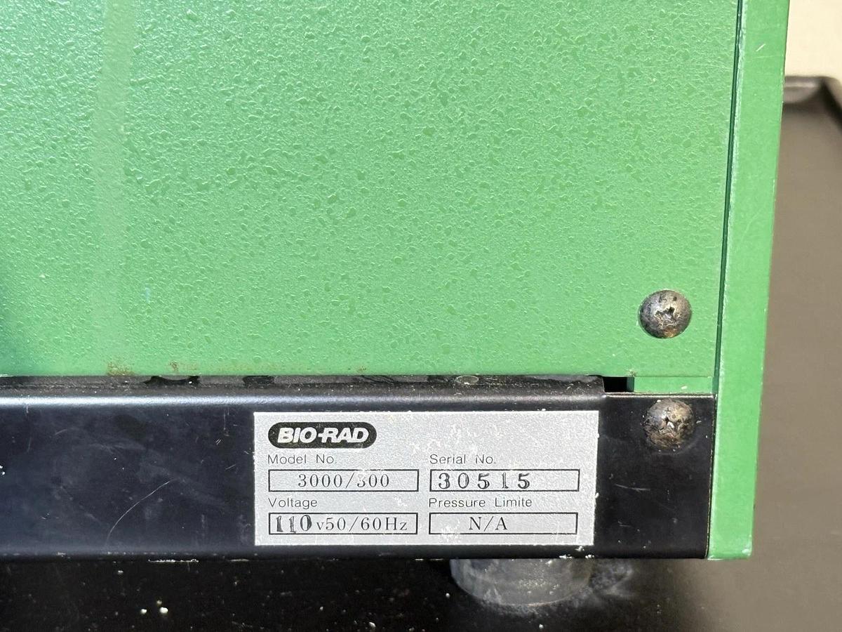 Used Bio-Rad Bio Rad 3000/300 Electrophoresis DC Power Supply