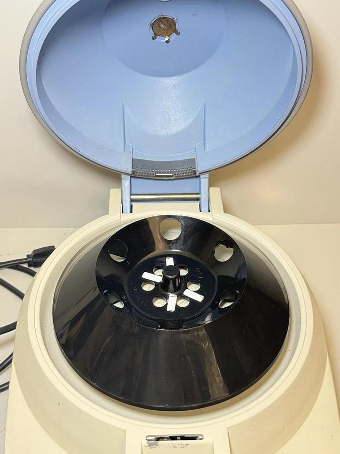 Used Thermo Fisher Scientific IEC Medilite 6 PL Microcentrifuge Centrifuge 004480F