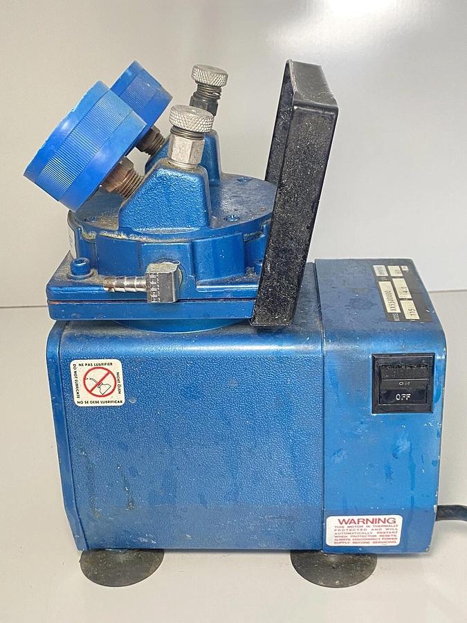 Used Millipore Vacuum Pump Model XX5500000 115V 4.0A 60hz