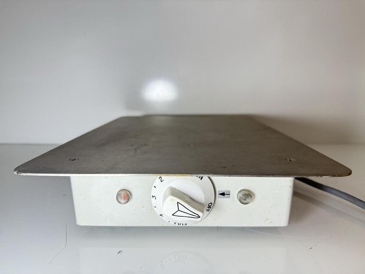 Used SRI SCIENTIFIC & RESEARCH INSTRUMENTS LTD. 50-1239 Vintage shaker mixer platform