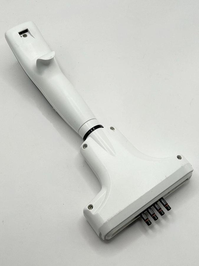 Used Integra VIAFLO 4-Channel Electronic Pipette Pipet 300uL