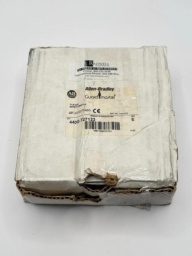 Used Allen Bradley TLS2-GD2 Safety Interlock Switch With Guard Locking 440G-T27123