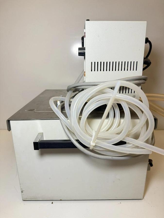 Used Haake FK 78332 Heating Water Bath Circulator – Lab Grade