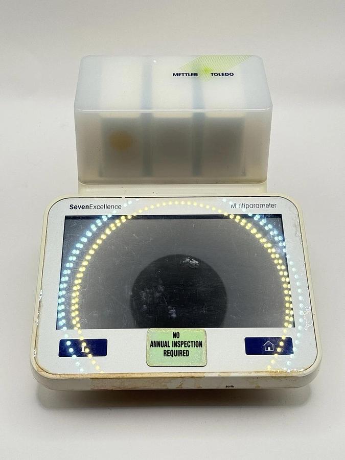 Used Mettler Toledo SevenExcellence Benchtop meter pH/mV and Conductivity modules