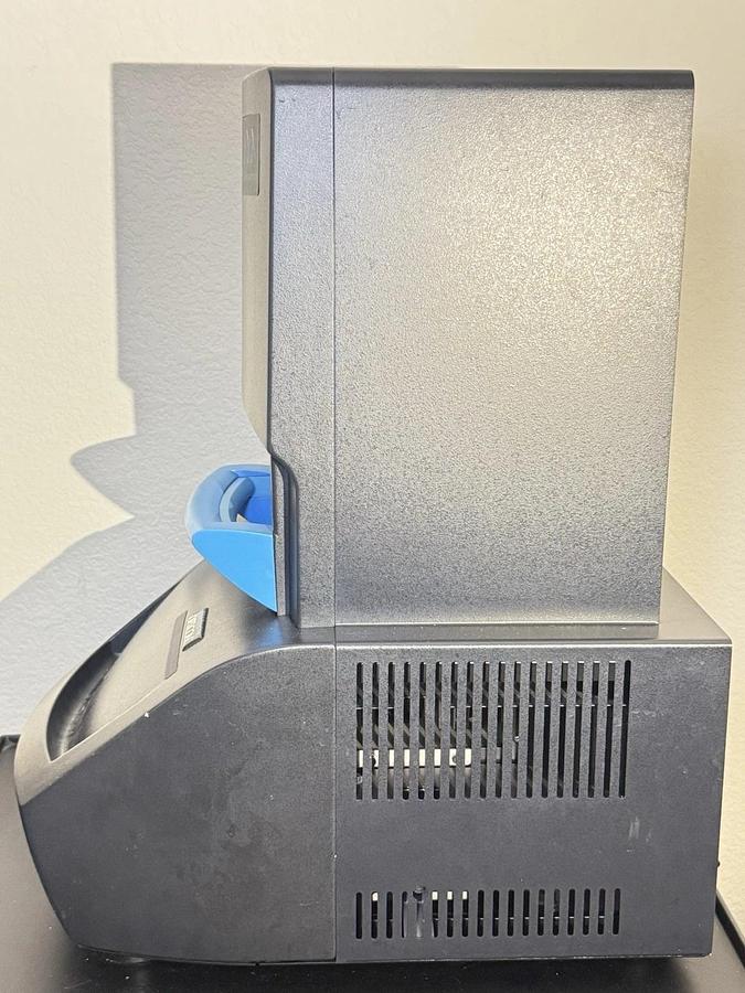 Used MJ Research DNA Engine Opticon Continuous Fluorescence Detector CFD-3220 PCR