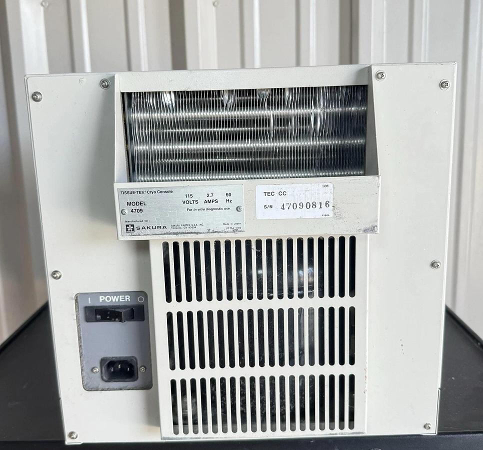 Used Sakura Tissue-Tek 4 Embedding Console 4710 and Cryo Console 4709