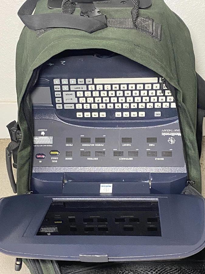 Used Medtronic Tuna Therapy Model 7900 Generator With Backpack Carrier & Accessories