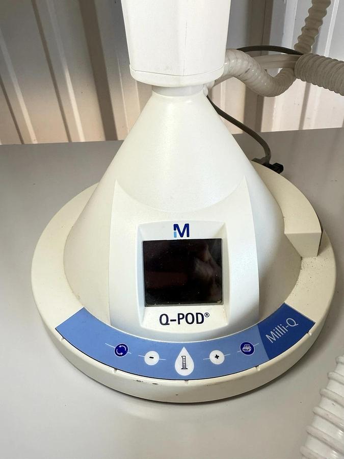 Used Millipore Milli-Q Advantage A10 Water Purification System w/ Q-Pod