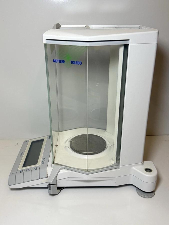 Used Mettler Toledo AG245 Laboratory Lab Digital Analytical Balance Scale
