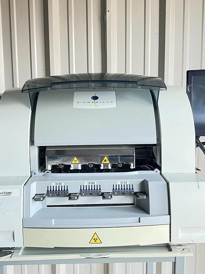 Used BioMerieux NucliSENS easyMAG Nucleic Acid Extractor – Clean