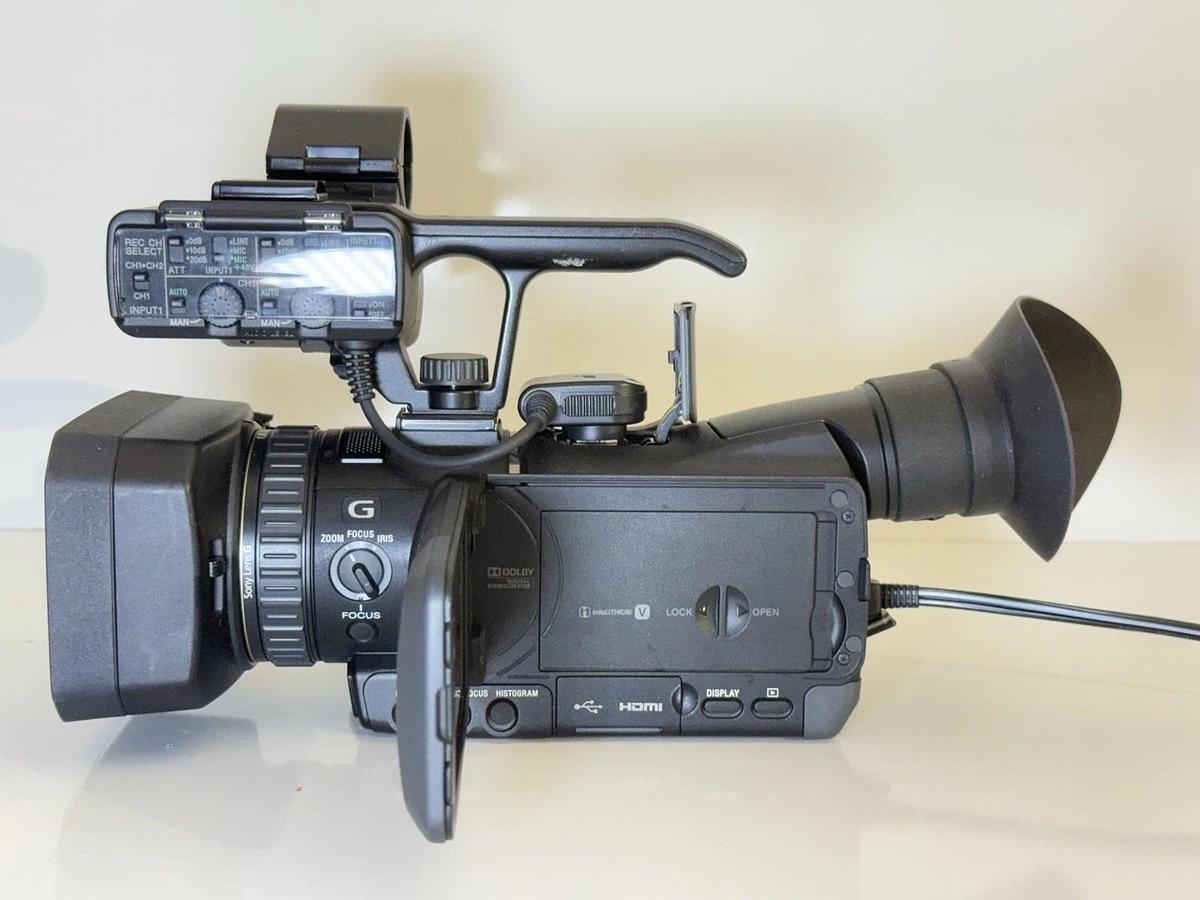 Used Sony HXR-NX70U Digital HD Compact Camera Video Recorder w/ Control Switch Block