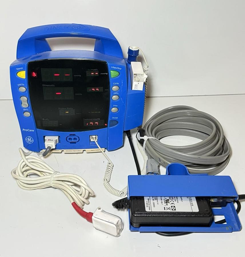 Used GE Procare Dinamap DPC400M-EN - Monitor w/ Accessories