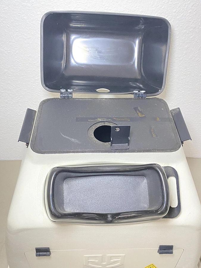 Used UVP DigiDoc-IT Gel Imaging System Darkroom 76-0311-01