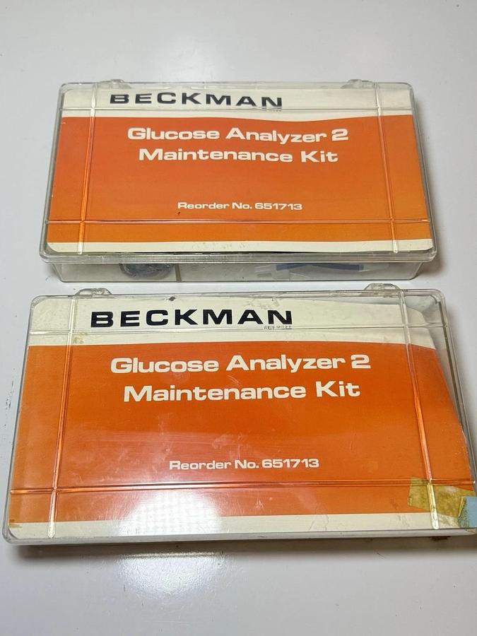 Used Beckman Glucose Analyzer 2 Model 6517 with accessories (Maintenance Kit)