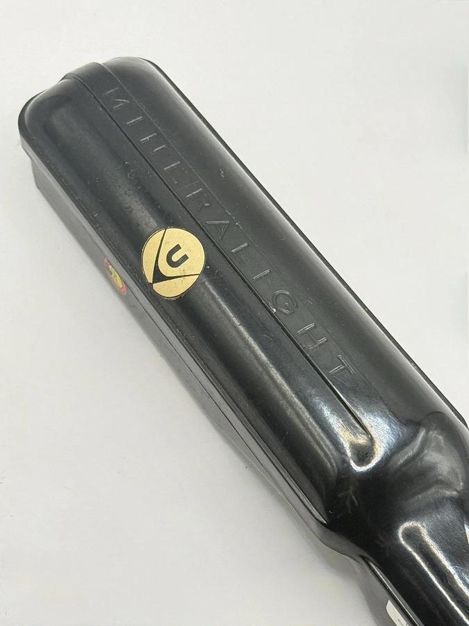 Used Vintage - MINERALIGHT Long Wave UV Light Lamp SL-3660