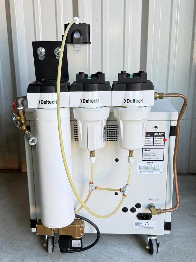 Used Jun-Air OF302-4M Oil-Free Air Compressor 4 Liter (1609060)