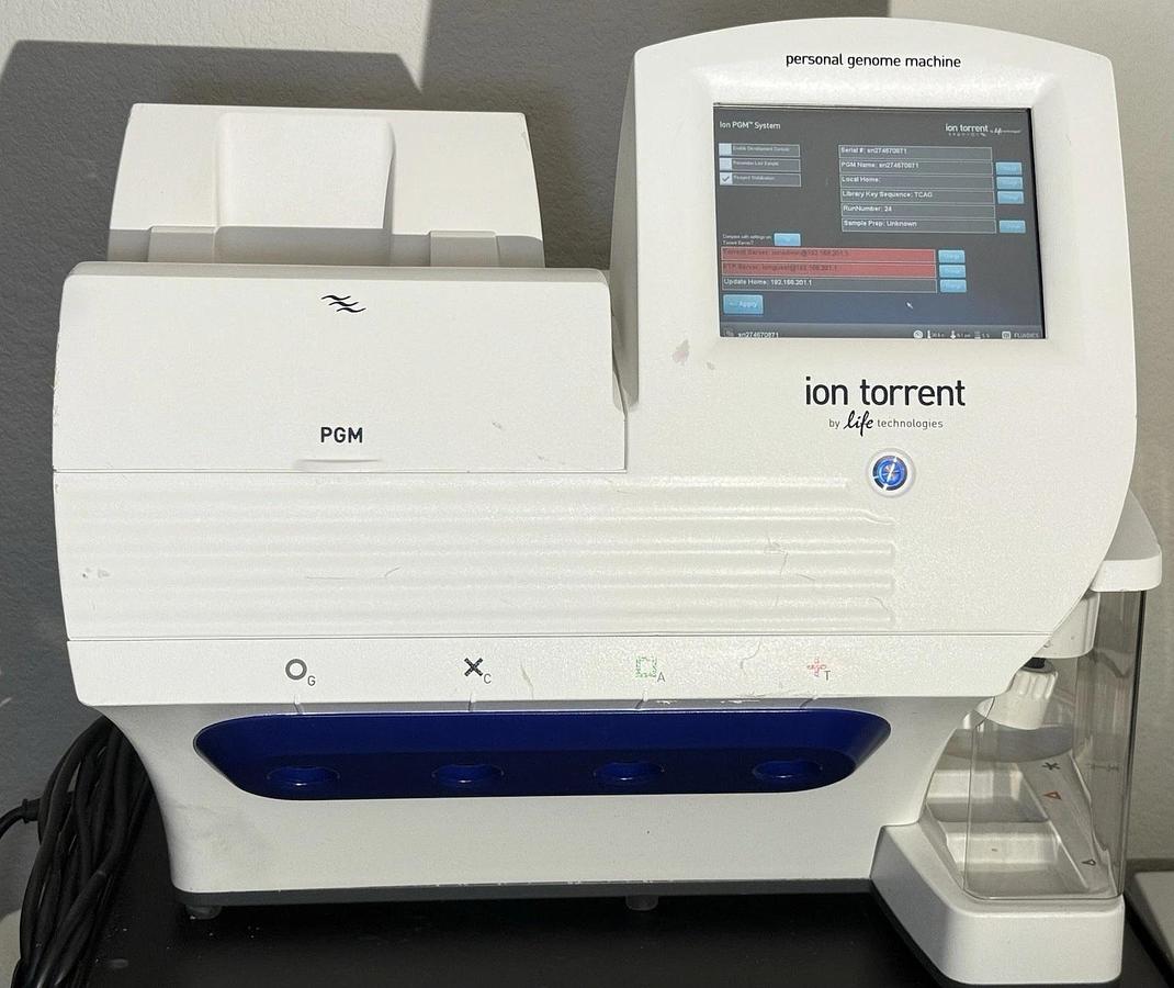 Used Life Technologies Ion Torrent Personal Genome Machine - Model 7467 (REF 4482296)