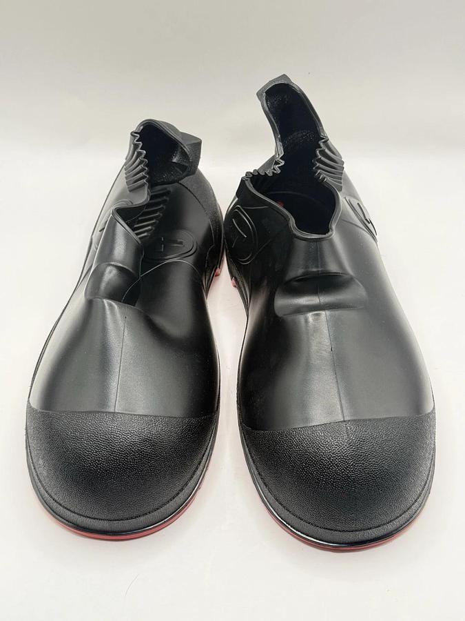 Used NEW Tingley Rubber Overshoes Cover Pull on, Style: 45811, Size: MD Medium